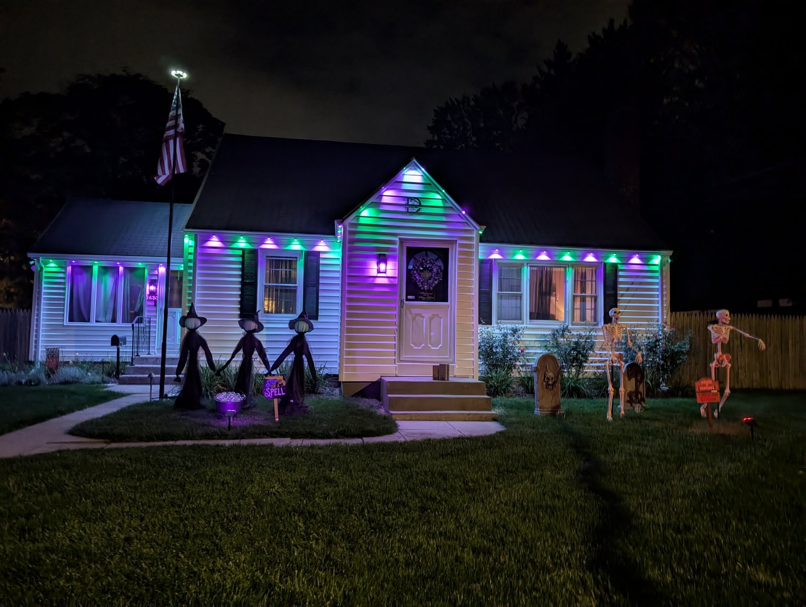 Photo of Daly Halloween House